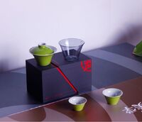 暢由詠綠